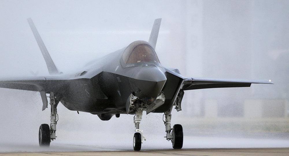Japão poderia desenvolver novo caça furtivo com segredos do F-35, diz mídia