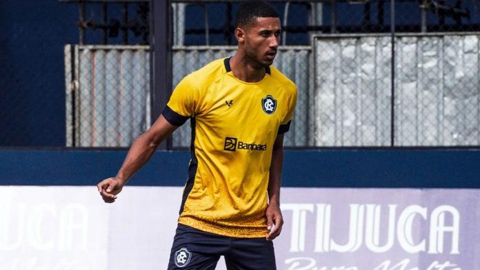  Com apenas 1 jogo, Rafael Silva está fora do Clube do Remo 