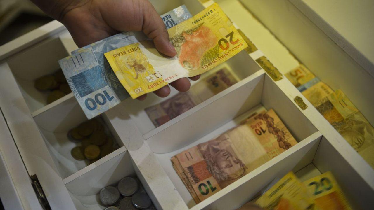  Prejuízo: juros altos no Brasil podem custar até R$ 182 bi 