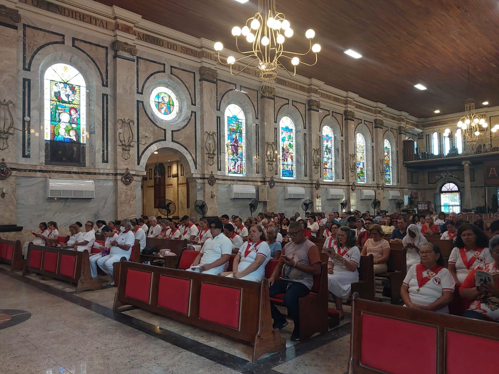 Povo icoaraciense celebra o Dia do Sagrado Coração de Jesus Povo icoaraciense celebra o Dia do Sagrado Coração de Jesus