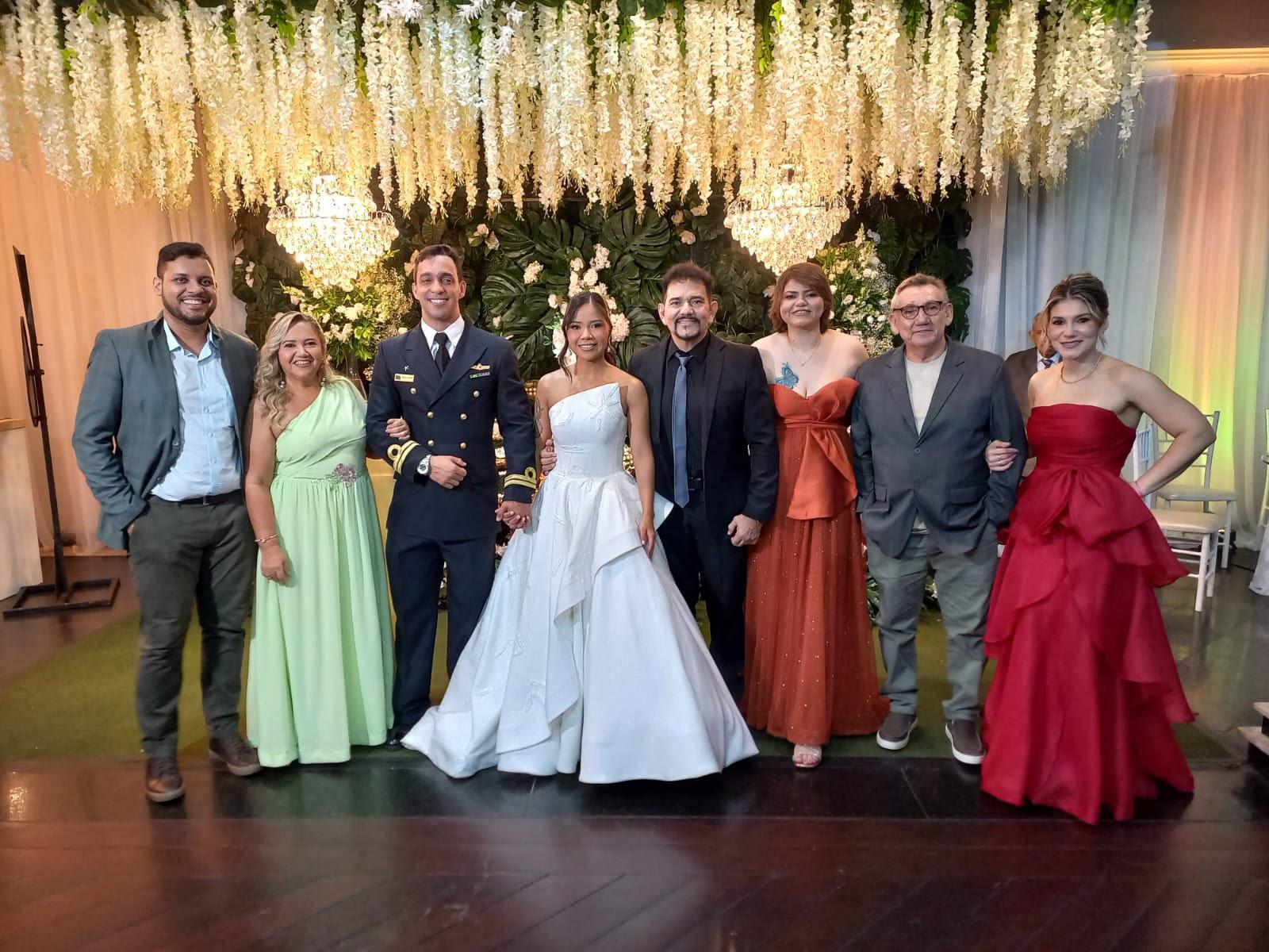 O "SIM" de Arisa e Renan um elegante acontecimento O "SIM" de Arisa e Renan um elegante acontecimento