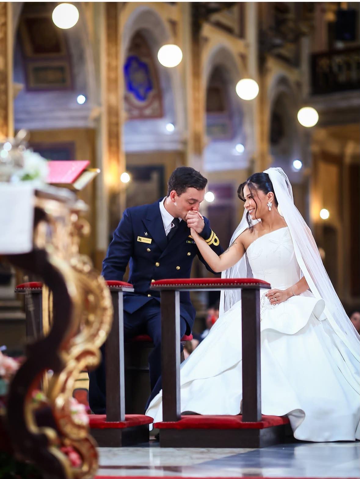 O "SIM" de Arisa e Renan um elegante acontecimento