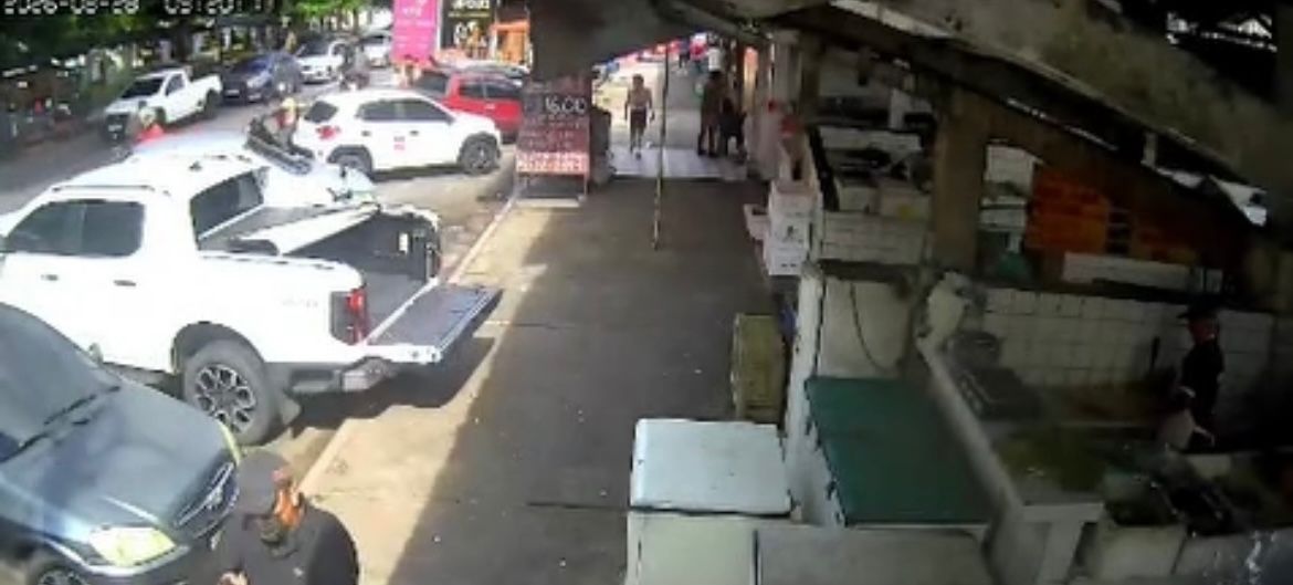 Câmeras registram assalto com arma de fogo na Marambaia, em Belém — imagem 1